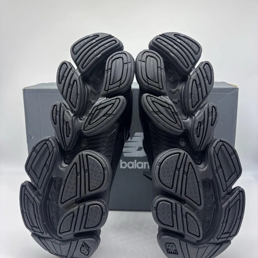 New Balance Unisex ABZORB 2000 / Triple Black - Picture 5 of 5